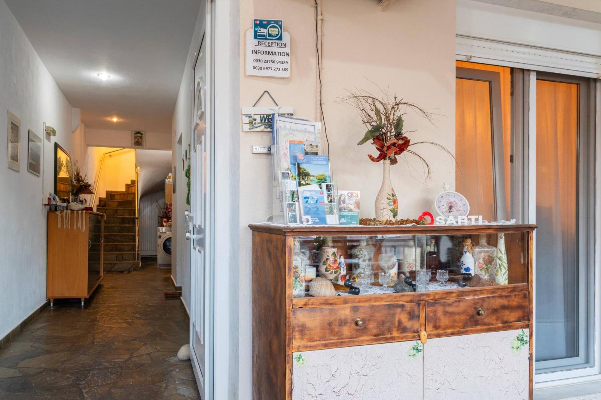 Apartament House Niki Sarti Zewnętrze zdjęcie
