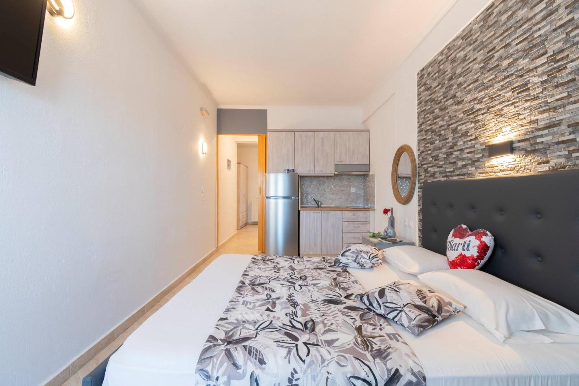 Apartament House Niki Sarti Zewnętrze zdjęcie